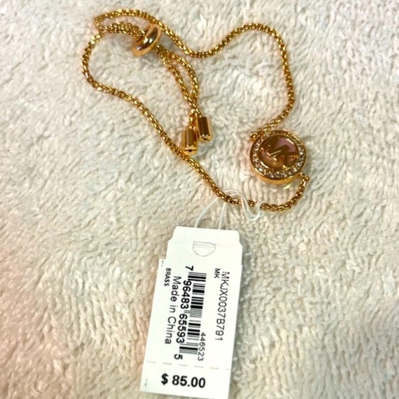 NEW Michael Kors bracelet. NWT. Adjustable. Rose gold. Signature logo - Picture 12 of 14
